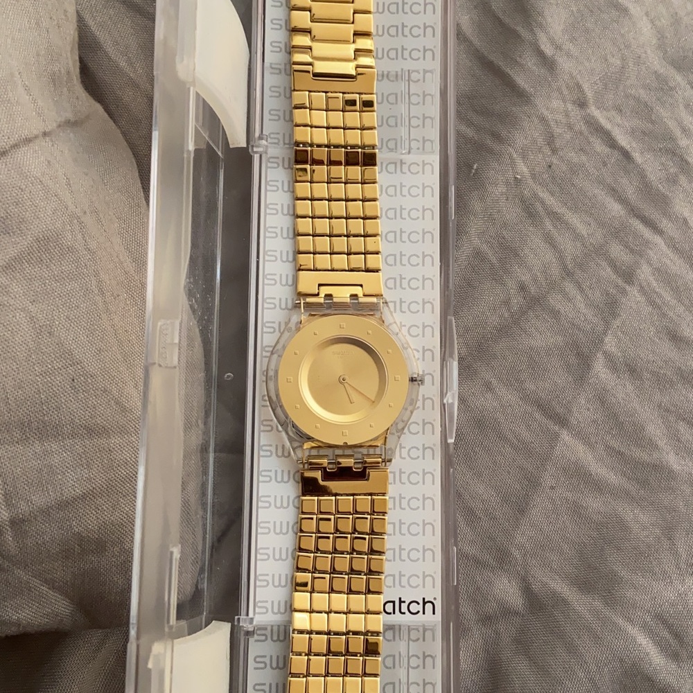 watch for sale, new buy from Swatch, gold color